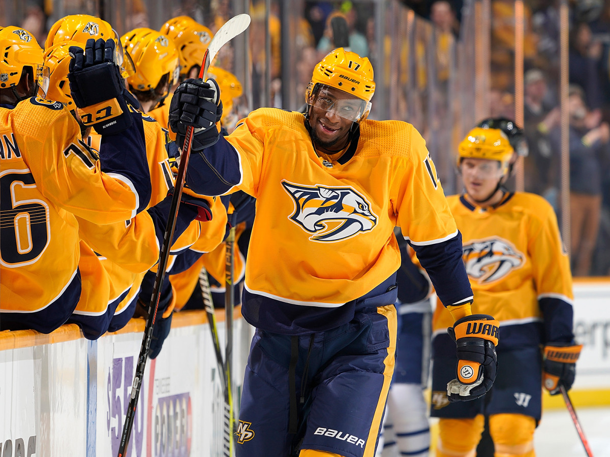 wayne-simmonds-nashville-predators.jpg